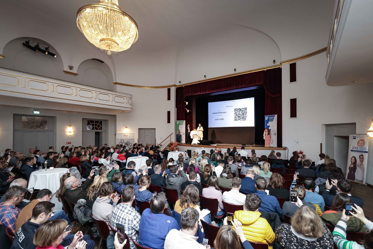 Ausbildungskompass: Erster Kongress zur Berufsorientierung begeistert